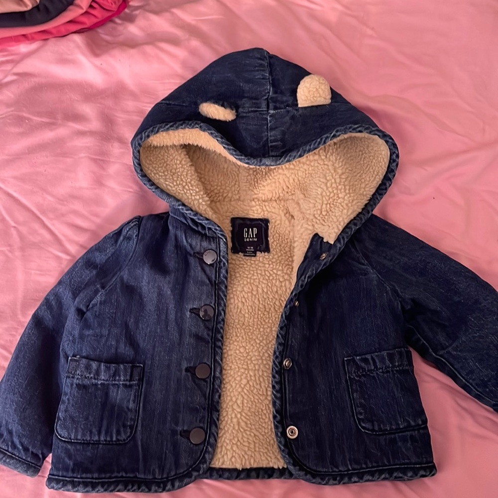 GAP Sherpa lined denim coat 12-18M VGUC